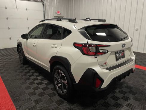 Used 2024 Subaru Crosstrek 2.0i Premium image 2