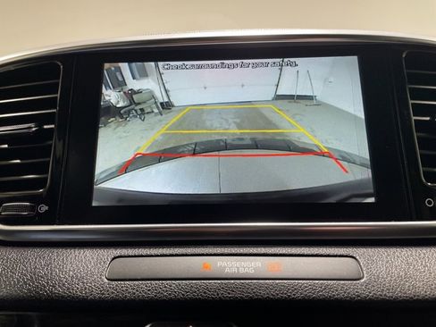 Used 2020 Kia Sportage EX image 32
