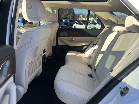 Certified 2022 Mercedes-Benz GLE 350 4MATIC image 32