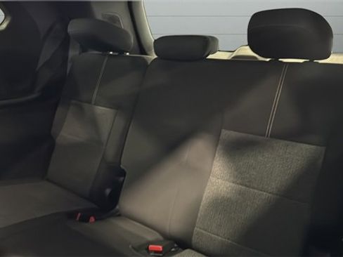 Used 2025 GMC Acadia Elevation image 25