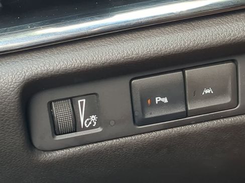 Used 2018 Cadillac ATS Luxury w/ Safety and Security Package image 36