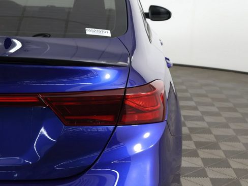 Used 2019 Kia Forte LXS FWD image 13