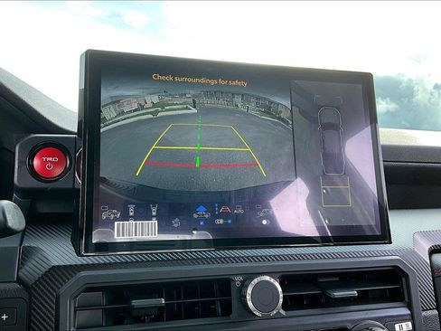 Used 2024 Toyota Tacoma TRD Pro image 21