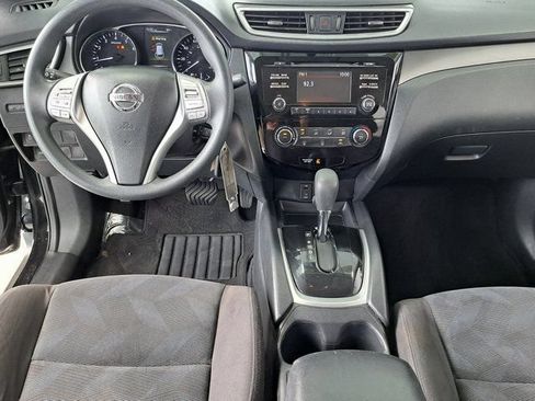 Used 2016 Nissan Rogue S w/ Appearance Package FWD image 25