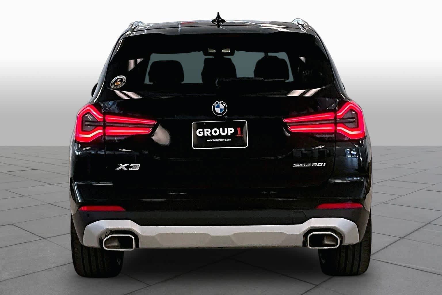 Used 2024 BMW X3 sDrive30i w/ Premium Package w/ZPA RWD image 4