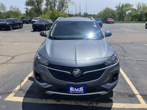 Used 2021 Buick Encore GX Select w/ Advanced Technology Package AWD/4WD image 2