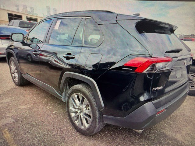 Used 2024 Toyota RAV4 XLE Premium w/ Weather Package AWD/4WD image 10