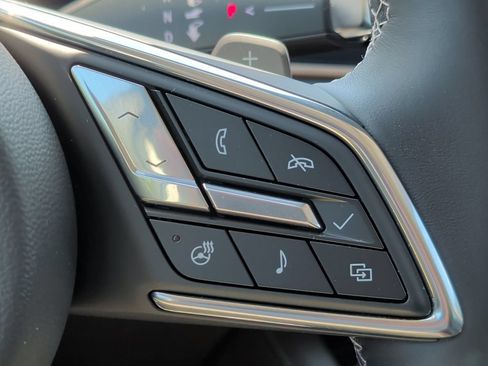 Used 2024 Buick Envision Avenir AWD/4WD image 13