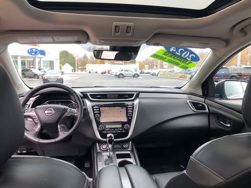 Used 2024 Nissan Murano SL image 36