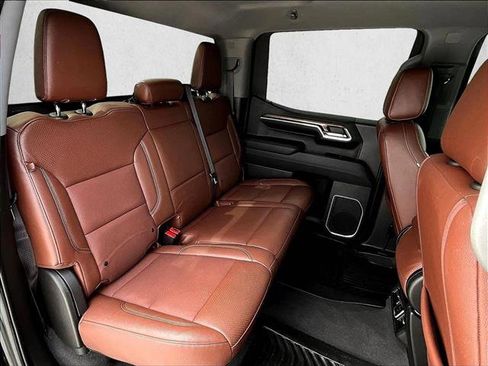 Used 2023 Chevrolet Silverado 1500 LT RWD image 29