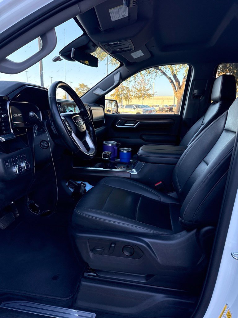 Used 2023 GMC Sierra 1500 SLT w/ SLT Premium Package AWD/4WD image 10
