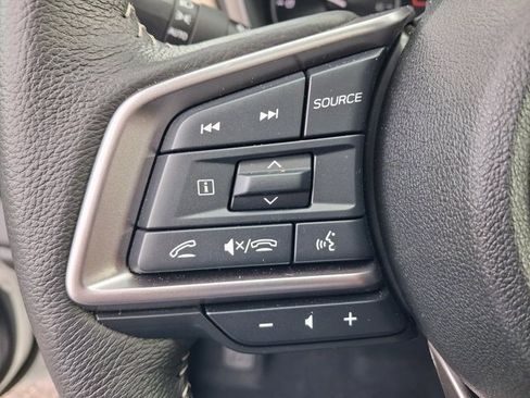 Certified 2025 Subaru Outback Limited image 30