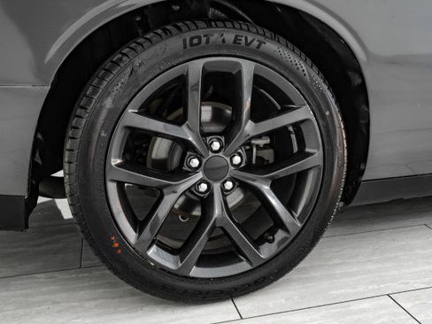 Used 2019 Dodge Challenger R/T w/ Blacktop Package image 42