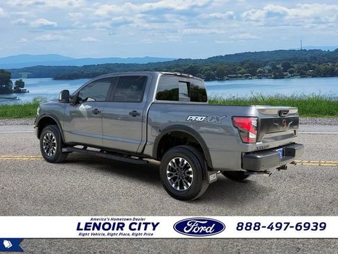 Used 2023 Nissan Titan PRO-4X w/ Pro-4x Convenience Package AWD/4WD image 5