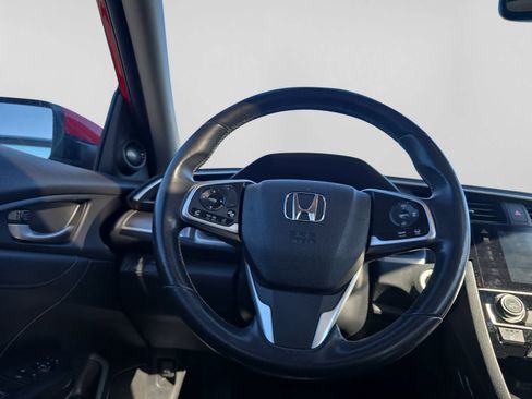 Used 2017 Honda Civic Touring image 11
