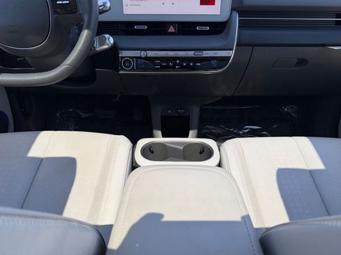 Used 2024 Hyundai Ioniq 5 Limited AWD/4WD image 12