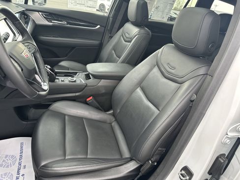 Certified 2023 Cadillac XT6 Premium Luxury AWD/4WD image 10