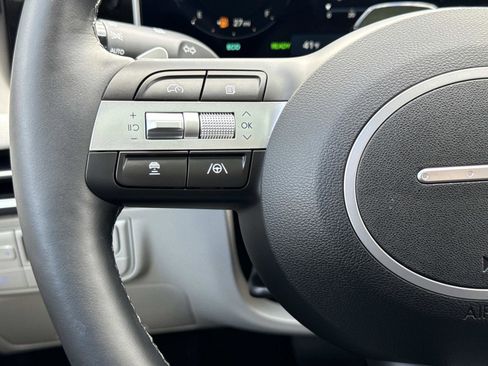 New 2025 Hyundai Tucson Limited image 7