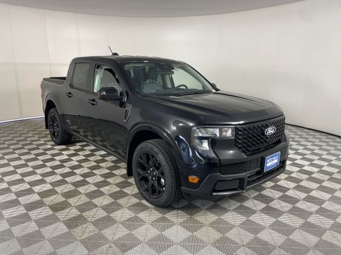 New 2026 Ford Maverick XLT w/ Equipment Group 301A AWD/4WD image 13