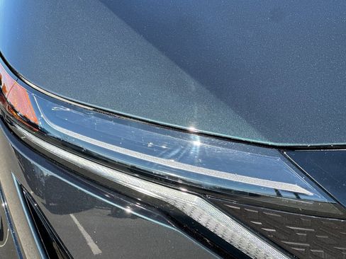 Used 2023 Nissan Ariya FWD image 47