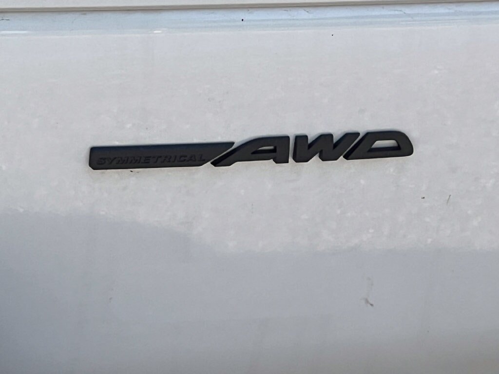 New 2026 Subaru Outback Limited AWD/4WD image 2