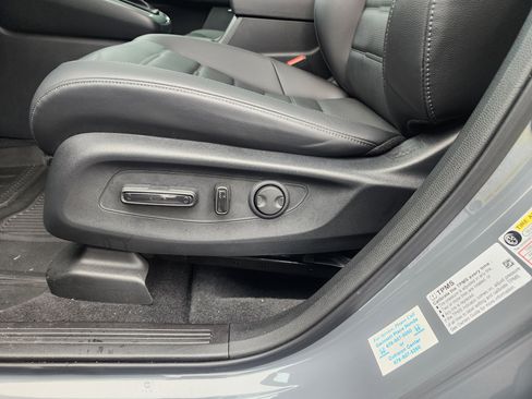 Used 2025 Honda CR-V EX-L image 24