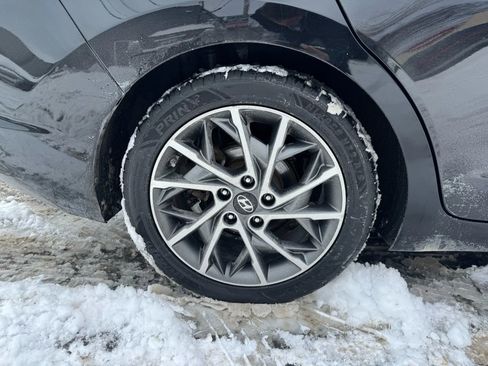 Used 2019 Hyundai Elantra Limited w/ Ultimate Package 02 FWD image 25