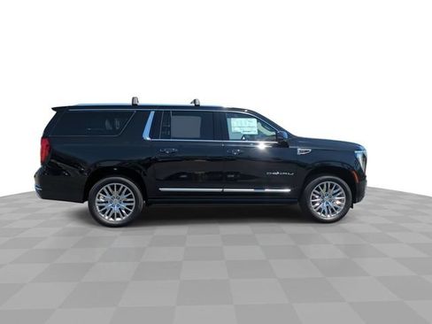 New 2026 GMC Yukon XL Denali w/ Sun & Power Step Package AWD/4WD image 10
