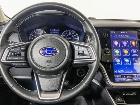 Used 2025 Subaru Outback Premium w/ Popular Package #1A image 32