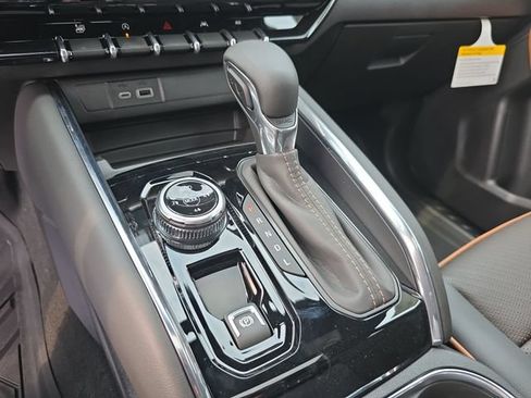 New 2026 GMC Canyon AT4 w/ Technology Plus Package AWD/4WD image 16