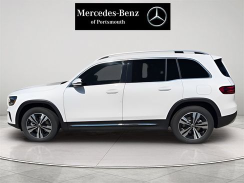 New 2026 Mercedes-Benz GLB 250 4MATIC image 5