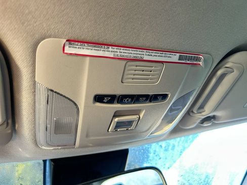 Used 2022 Toyota Corolla LE FWD image 25