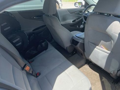 Used 2023 Chevrolet Malibu LT FWD image 12