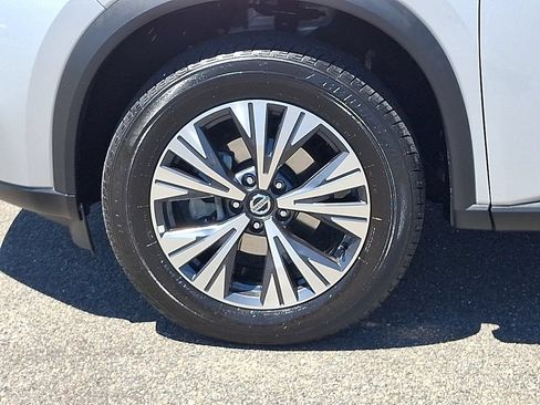 Used 2021 Nissan Rogue SV AWD/4WD image 8