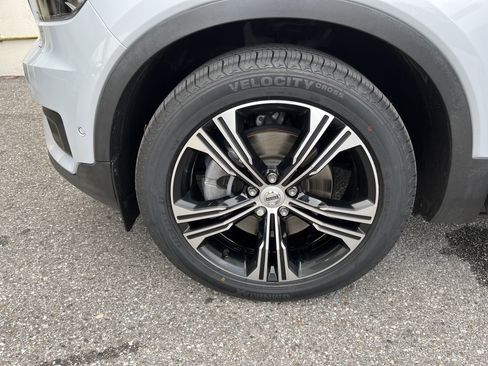Used 2022 Volvo XC40 T5 Inscription w/ Advanced Package AWD/4WD image 13
