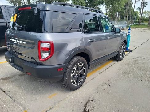 Used 2024 Ford Bronco Sport Outer Banks w/ Tech Package AWD/4WD image 2