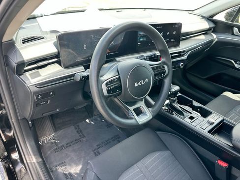 Used 2025 Kia K5 LXS image 10