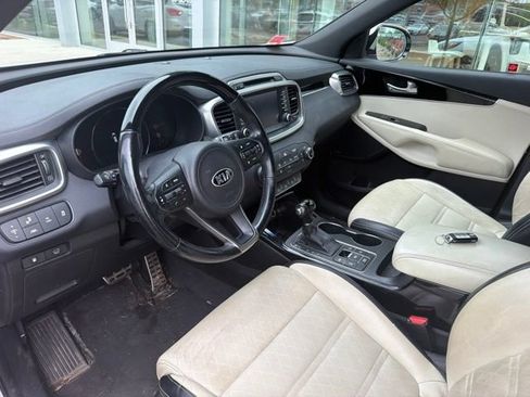 Used 2016 Kia Sorento SX w/ SXL Technology Package AWD/4WD image 5
