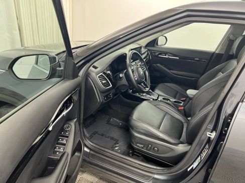 Used 2021 Kia Seltos EX AWD/4WD image 12