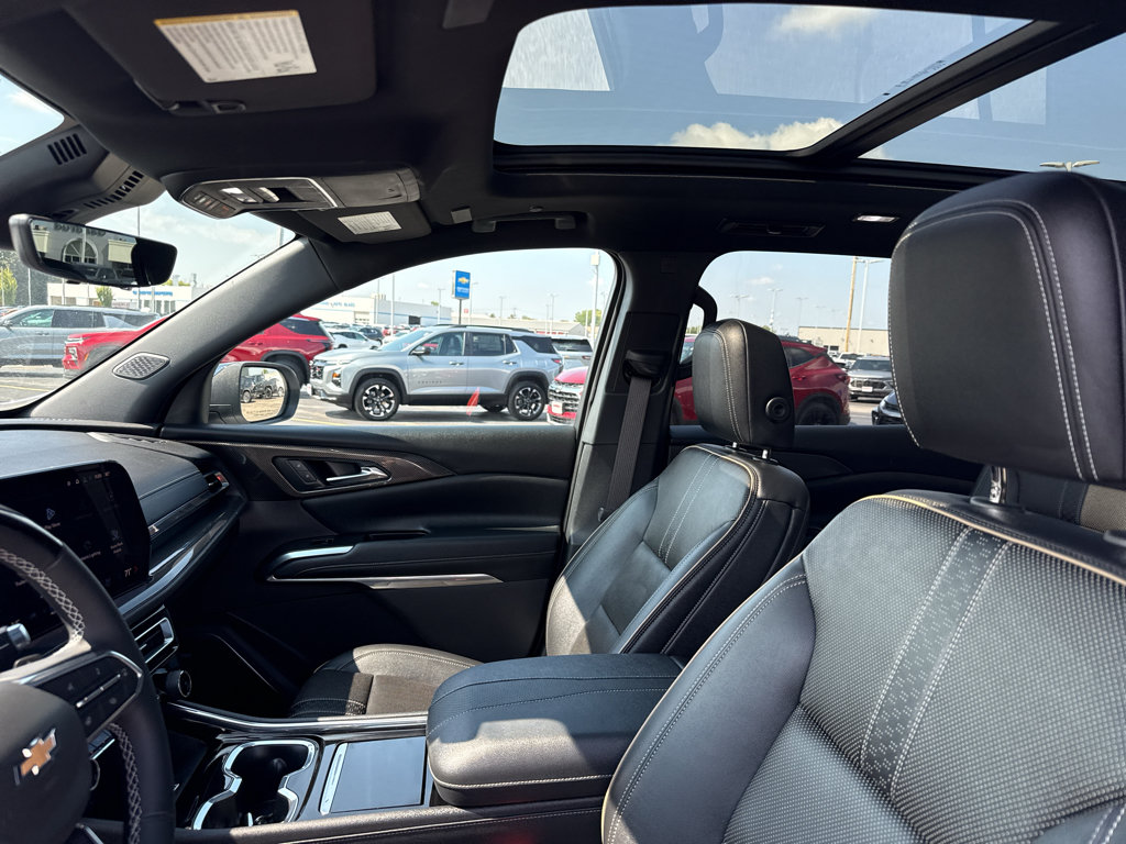 Certified 2024 Chevrolet Traverse RS AWD/4WD image 27