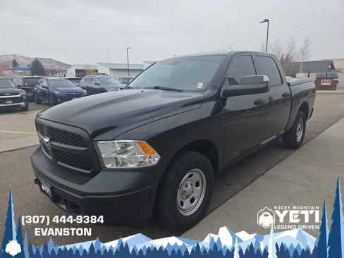 Used 2022 RAM 1500 4x4 Crew Cab Classic w/ Protection Group image 7