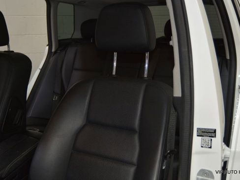 Used 2015 Mercedes-Benz GLK 350 2WD image 13