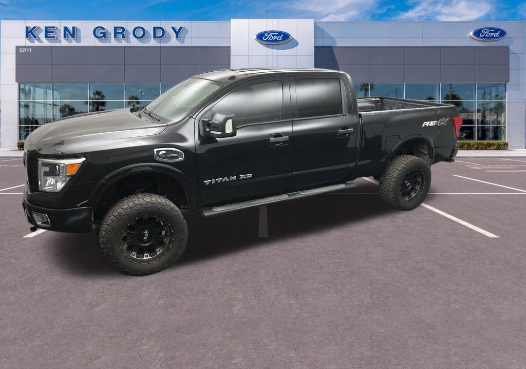 Used 2019 Nissan Titan PRO-4X w/ Pro-4x Convenience Package AWD/4WD image 17