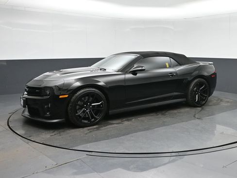 Used 2015 Chevrolet Camaro ZL1 RWD image 3