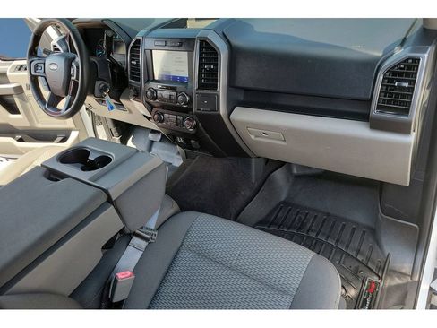 Used 2020 Ford F150 XLT w/ Equipment Group 302A Luxury AWD/4WD image 18