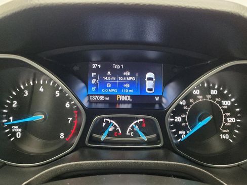 Used 2017 Ford Focus SE FWD image 23