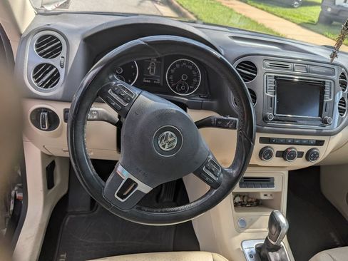 Used 2016 Volkswagen Tiguan SE AWD/4WD image 4