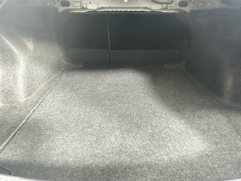 Used 2025 Toyota Corolla LE FWD image 27