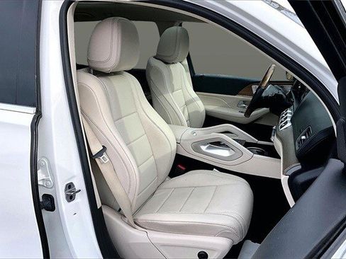 Certified 2022 Mercedes-Benz GLS 450 4MATIC image 33