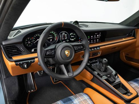 Used 2024 Porsche 911 GT3 RS RWD image 4